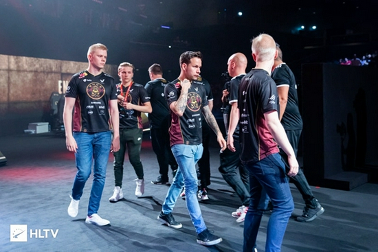 LPL赛区英雄联盟全球总决赛资格赛激战正酣