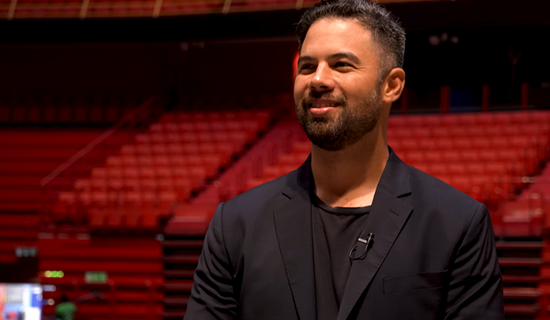 傲风A4 Pro电竞桌评测：双电机升降与理线科技的完美结合